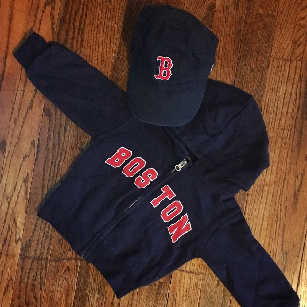 💰⬇️😎 Boston Red Sox hoodie and baseball cap